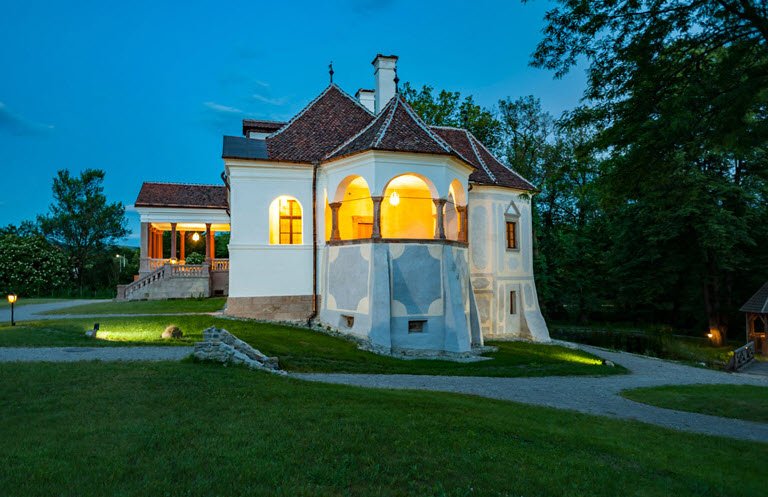 Castelul Daniel din Vârghiș, Vârghiș, Romania, Romania